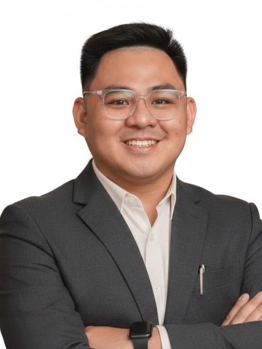 Portrait of Nathan Figueroa, Chief Sales and Marketing Officer at Agarwood Global Inc.